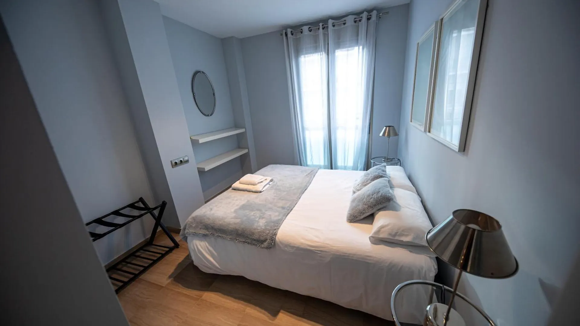 Atico Moderno Y Centrico Con Balcon Curvo En Jaen Apartment