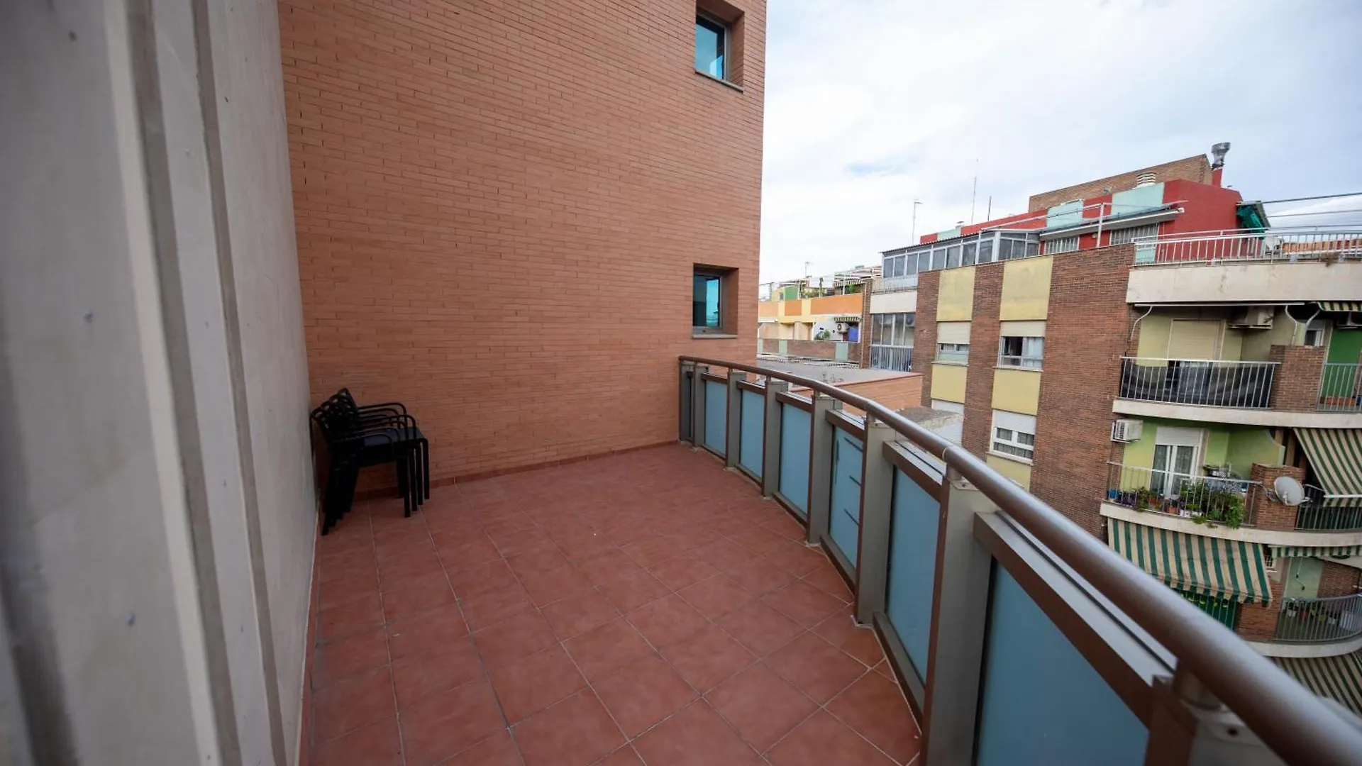 Atico Moderno Y Centrico Con Balcon Curvo En Jaen Apartment