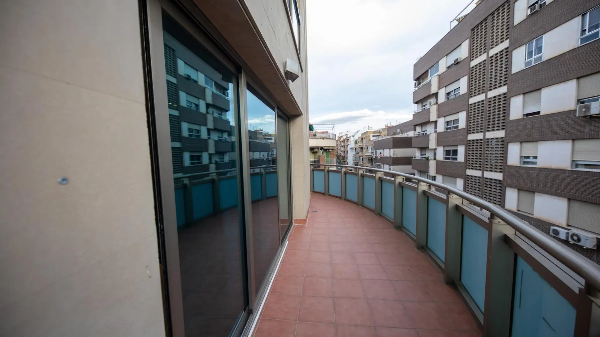 Atico Moderno Y Centrico Con Balcon Curvo En Jaen Apartment Spain